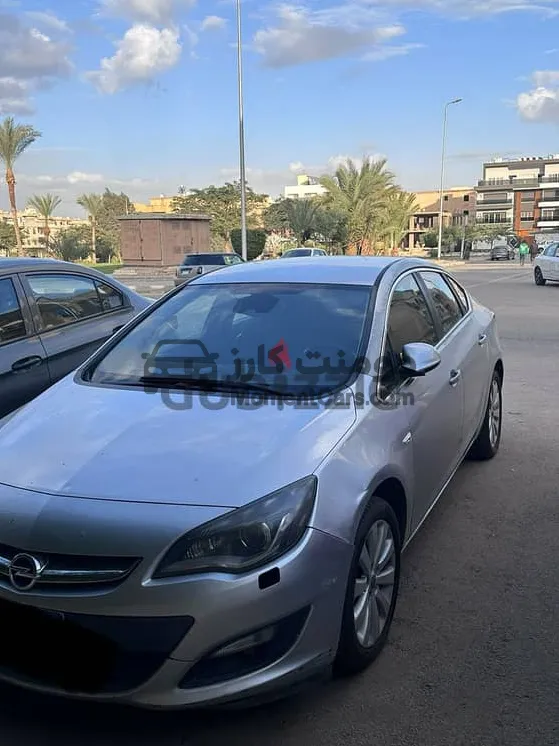 أوبل أسترا 2016 توب لاين اتوماتيك للبيع