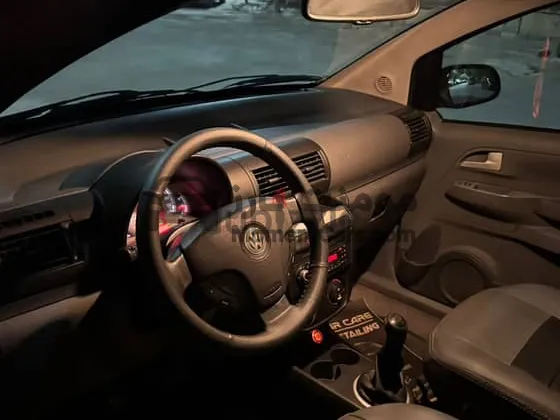 فولكس سوران 2009 فابريكة بالكامل 70 ألف كم للبيع