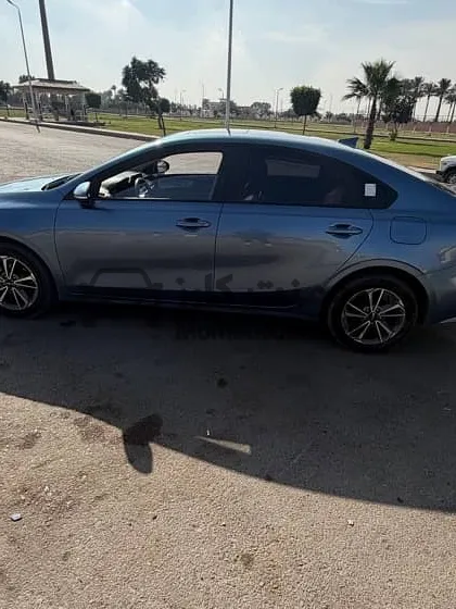 كيا سيراتو 2022 كاملة فتحة سقف فرش جلد للبيع