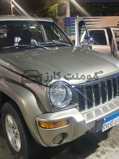 جيب ليبرتي 2004 اتوماتيك بحالة ممتازة للبيع
