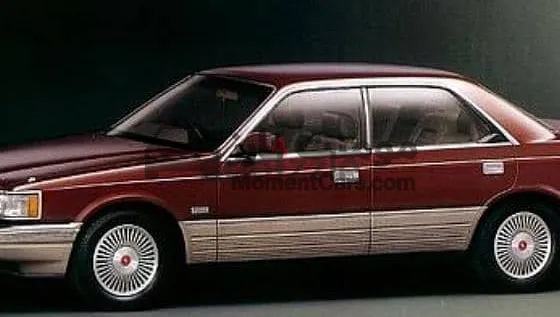 مازدا 929 موديل 1985 أوتوماتيك للبيع