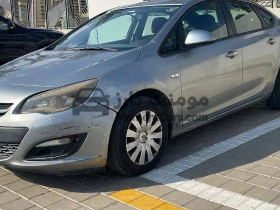 أوبل أسترا 2013 أوتوماتيك فابريكا بالكامل من المالك الأول