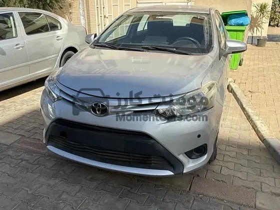 تويوتا ياريس 2014 اتوماتيك سيدان للبيع
