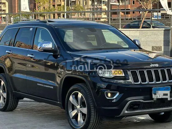 جيب جراند شيروكي 2019 أتوماتيك للبيع