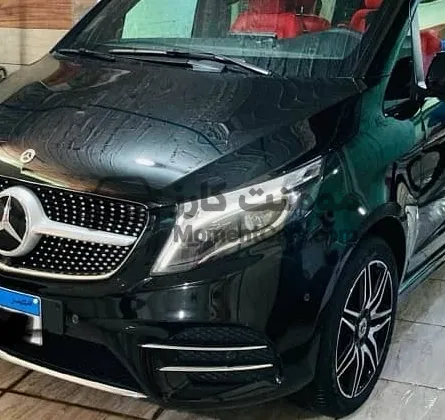 مرسيدس V250 موديل 2022 فابريكة 50 ألف كم للبيع