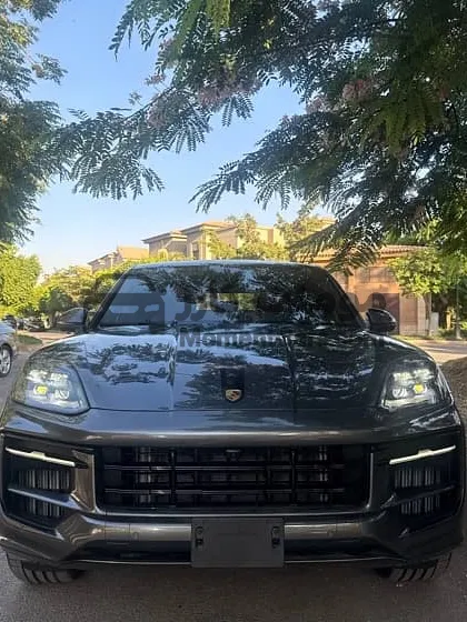 بورش كايين 2024 كاملة 2000 كم للبيع