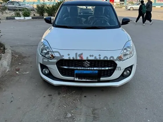 سوزوكي سويفت 2022 اتوماتيك 35000 كم فابريكة