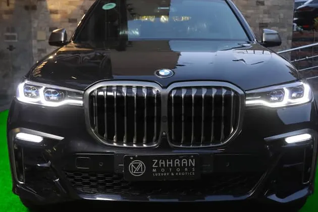بي ام دبليو X7 2021 فابريكة 25 ألف كم
