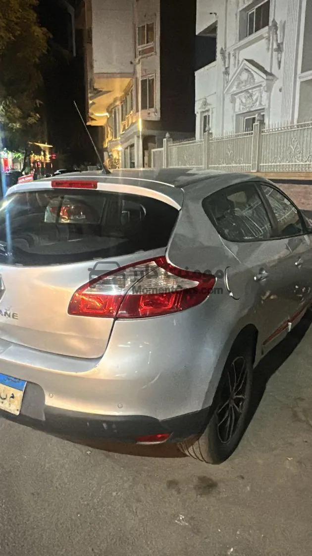 رينو ميجان 2015 اتوماتيك هاتشباك للبيع