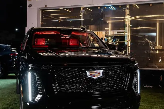 كاديلاك إسكاليد بلاتينيوم 2025 - أعلى فئة