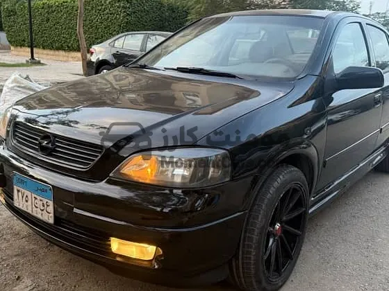 أوبل أسترا 2001 مانيوال 1200cc حالة ممتازة للبيع