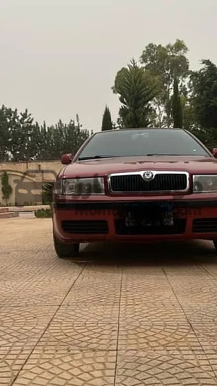 سكودا أوكتافيا 2001 اتوماتيك دواخل فبريكة للبيع