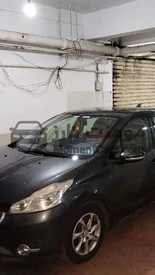 بيجو 208 اتوماتيك 2015 للبيع