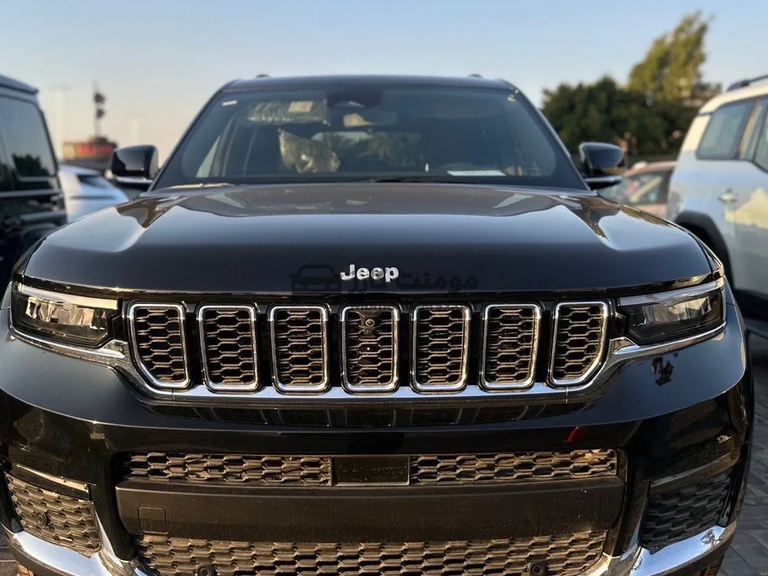 جيب جراند شيروكى 2025 زيرو اتوماتيك للبيع