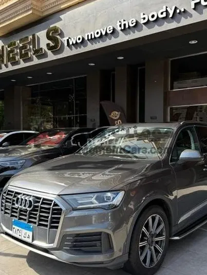 كيا كارنفال 2025 ميني فان VIP للبيع 8000 كم