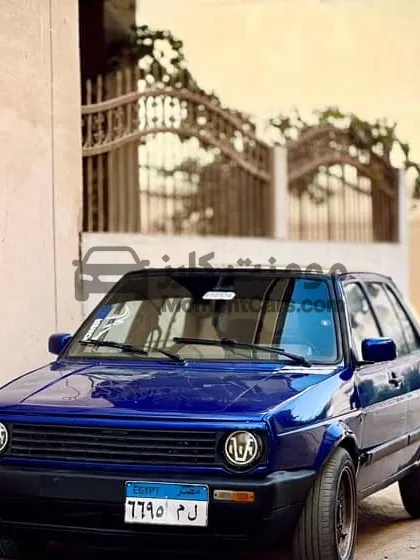 فولكس فاجن جولف 2 موديل 1990 معدلة 1800cc للبيع