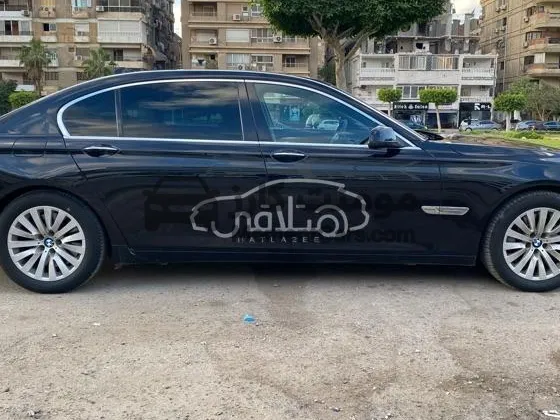 بي ام دبليو 750 موديل 2010 للبيع