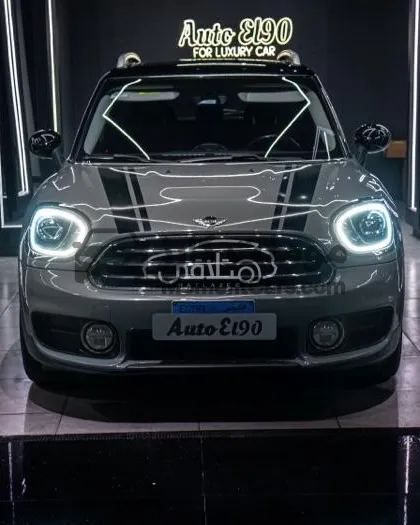 ميني كانتري مان 2023 أعلى فئة للبيع