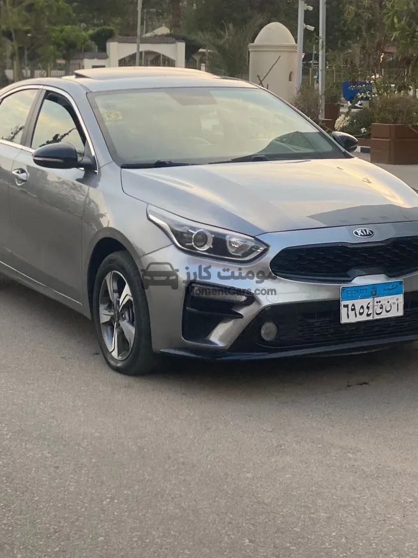 كيا سيراتو 2021 اتوماتيك أعلى فئة للبيع 68 ألف كم