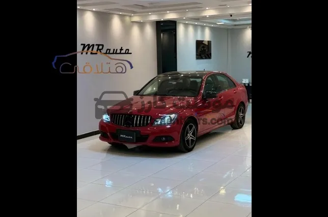 مرسيدس C 180 موديل 2013 للبيع في الشيخ زايد