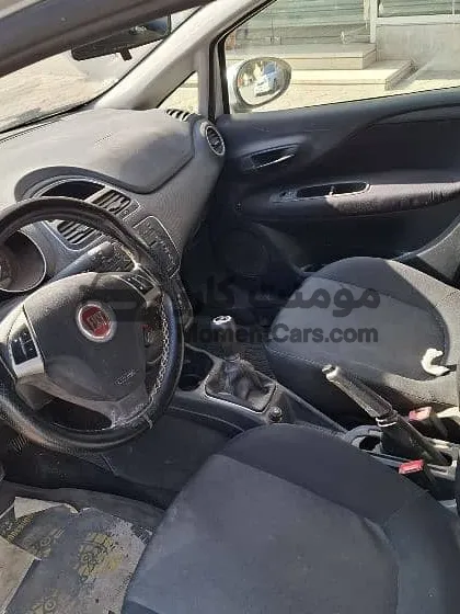 فيات جراند بونتو 2015 أوتوماتيك 61000 كم للبيع