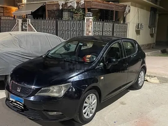 سيات ابيزا 2015 اتوماتيك 140 ألف كم للبيع