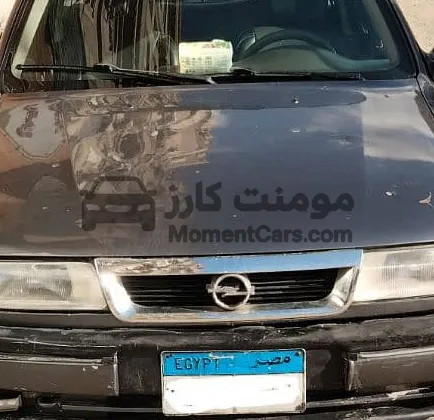 أوبل فيكترا A 1995 اتوماتيك 2000cc بحالة ممتازة للبيع