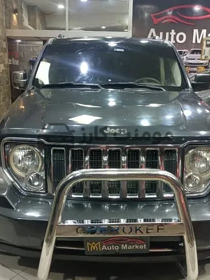 جيب شيروكي 2009 أعلى فئة للبيع كاش وتقسيط