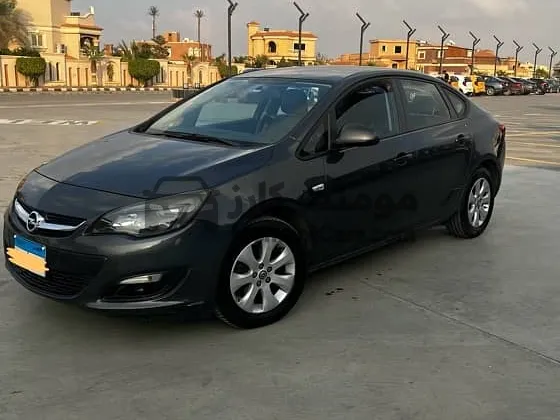 أوبل أسترا 2016 اتوماتيك 177 ألف كم صيانات كاملة