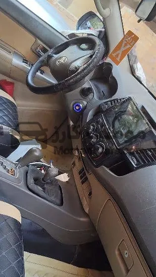 تويوتا فورتشنر 2013 أوتوماتيك 2700cc جلد وشاشة أندرويد