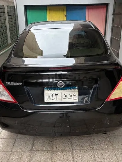 نيسان صني 2014 اتوماتيك فئة تانية - حالة ممتازة