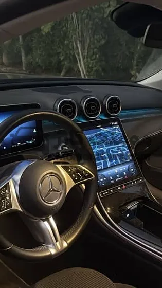 مرسيدس C180 كلاسيك 2023 - 50 ألف كم للبيع