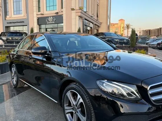 مرسيدس E 180 2019 طلاء المصنع للبيع