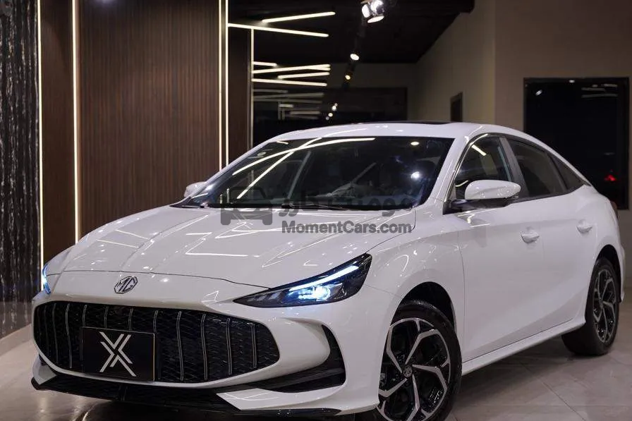 إم جي 5 2025 كسر زيرو - أعلى فئة - جميع الكماليات