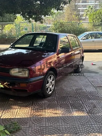 فولكس جولف 3 موديل 1993 مكنة 1800 دواخل فابريكة