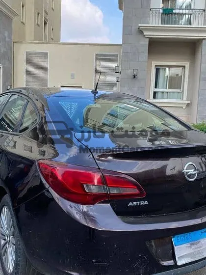 أوبل أسترا 2014 أتوماتيك جلد للبيع