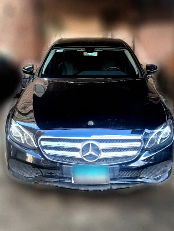 مرسيدس E200 2017 للبيع 2000cc جلد اتوماتيك
