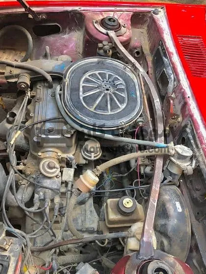 مازدا 323 هاتشباك 1981 مانيوال - دواخل سليمة