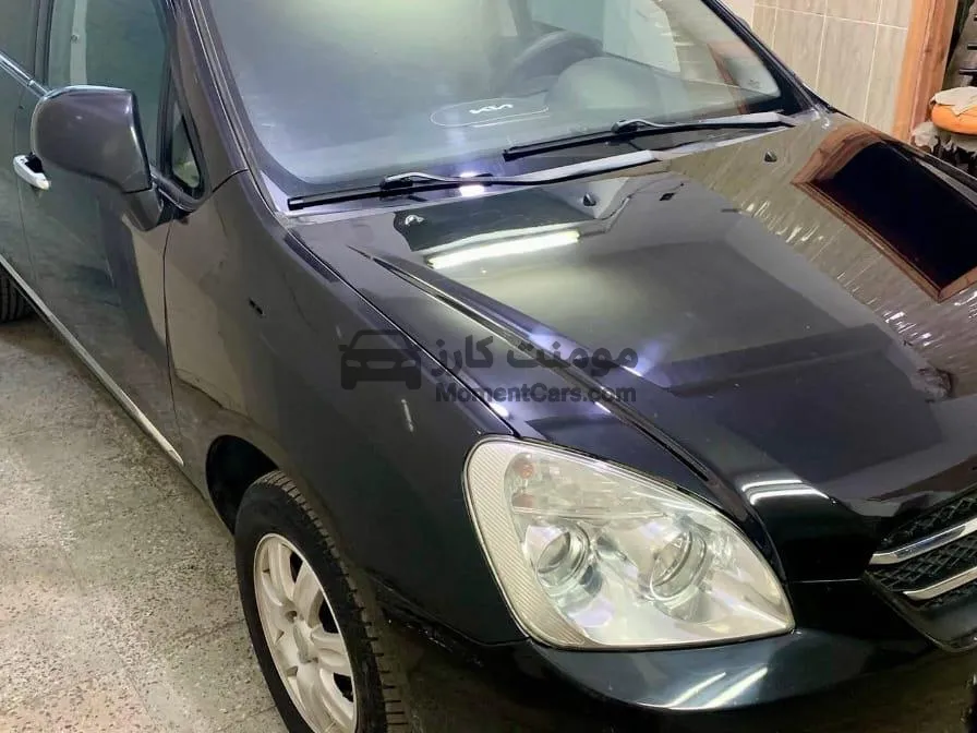 كيا كارينز 2010 اتوماتيك عداد قليل للبيع