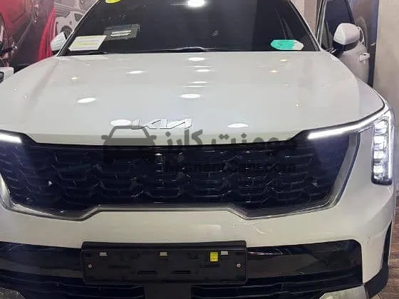 كيا سورينتو هايبرد 2024 كامله أعلى فئة 16000 كم للبيع