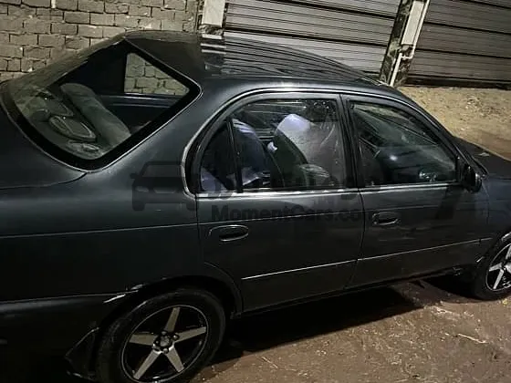 تويوتا كورولا 1992 اتوماتيك 1500 سي سي للبيع