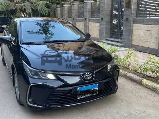 تويوتا كورولا 2019 الفئة الثانية فابريكة بالكامل للبيع