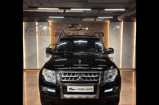 ميتسوبيشي باجيرو 2015 اتوماتيك للبيع