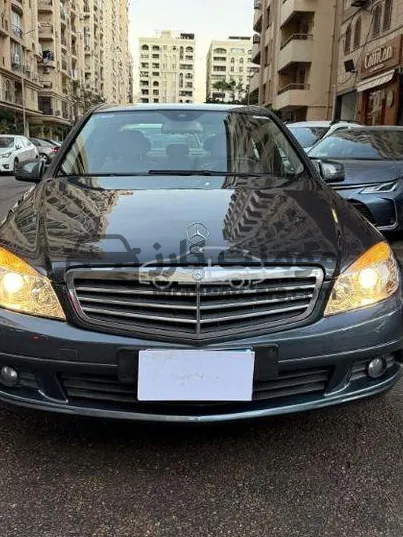 مرسيدس C180 2018 أتوماتيك 130,000 كم للبيع