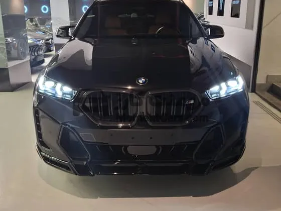 BMW X6 M60 موديل 2024 كسر زيرو للبيع