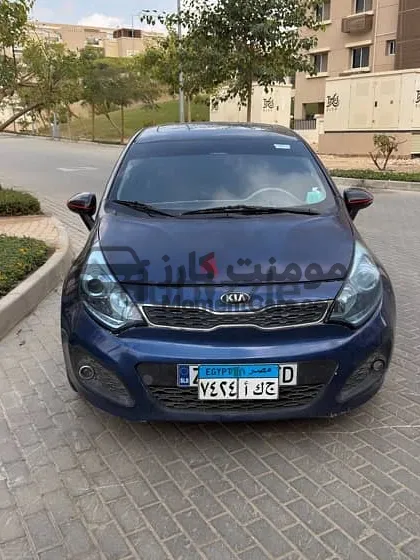 كيا ريو 2015 أتوماتيك فتحة سقف أعلى فئة