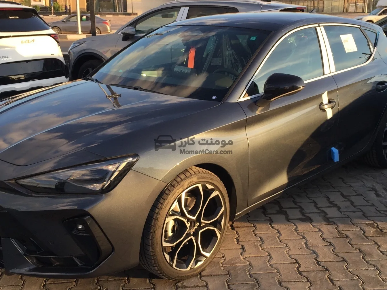 كوبرا ليون 2026 اتوماتيك هاتشباك للبيع