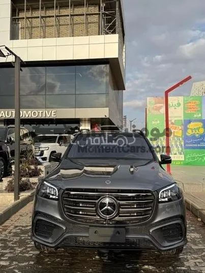مرسيدس GLS 580 موديل 2023 كسر زيرو للبيع