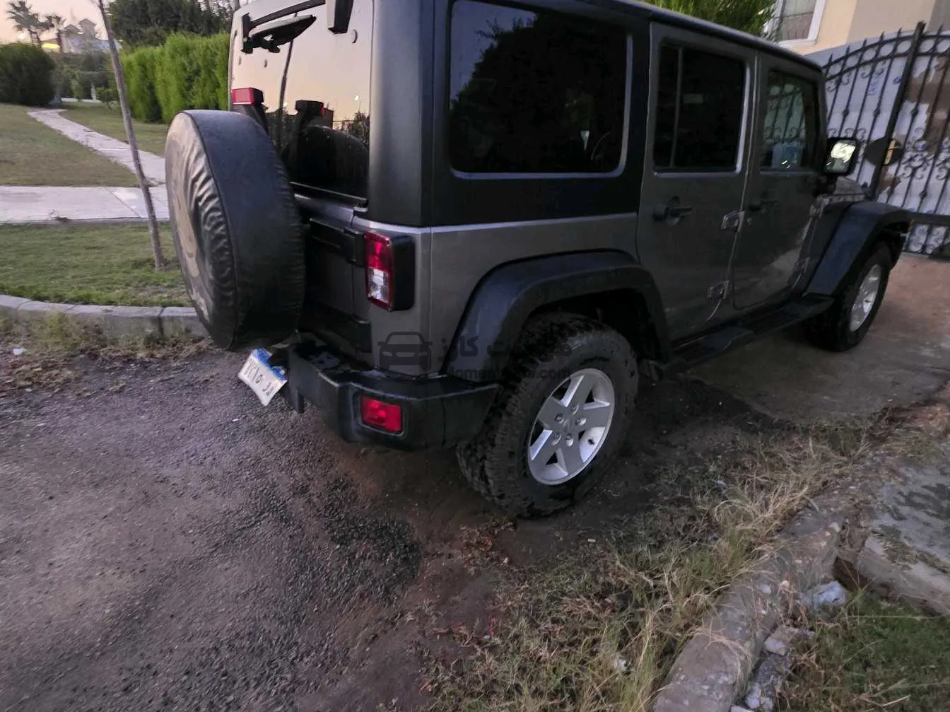 جيب رانجلر 2015 اتوماتيك 85 ألف كم للبيع