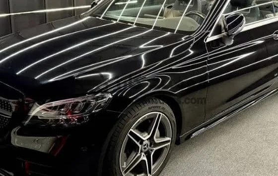 مرسيدس C200 كابورليه 2019 للبيع